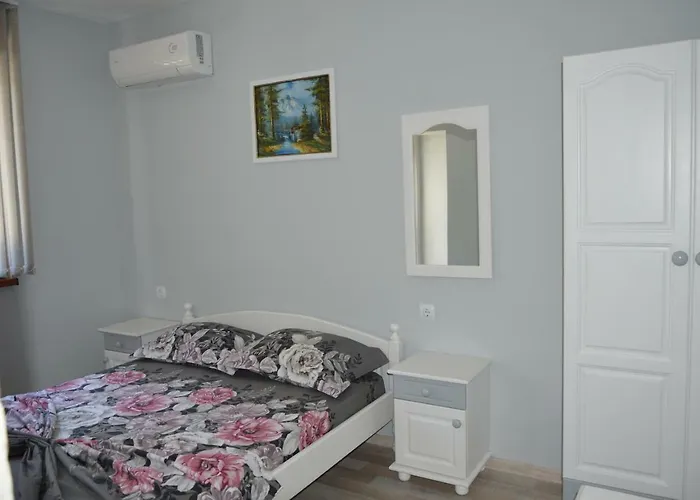 Πανσιόν семейна къща “вълчеви” Kiten (Burgas)