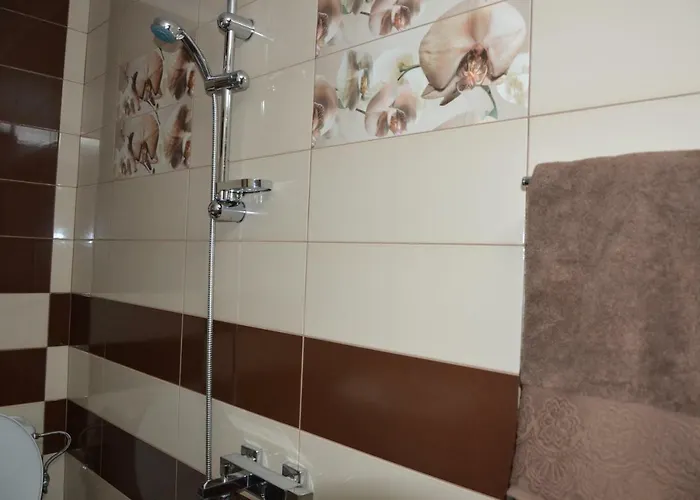 Πανσιόν семейна къща “вълчеви”